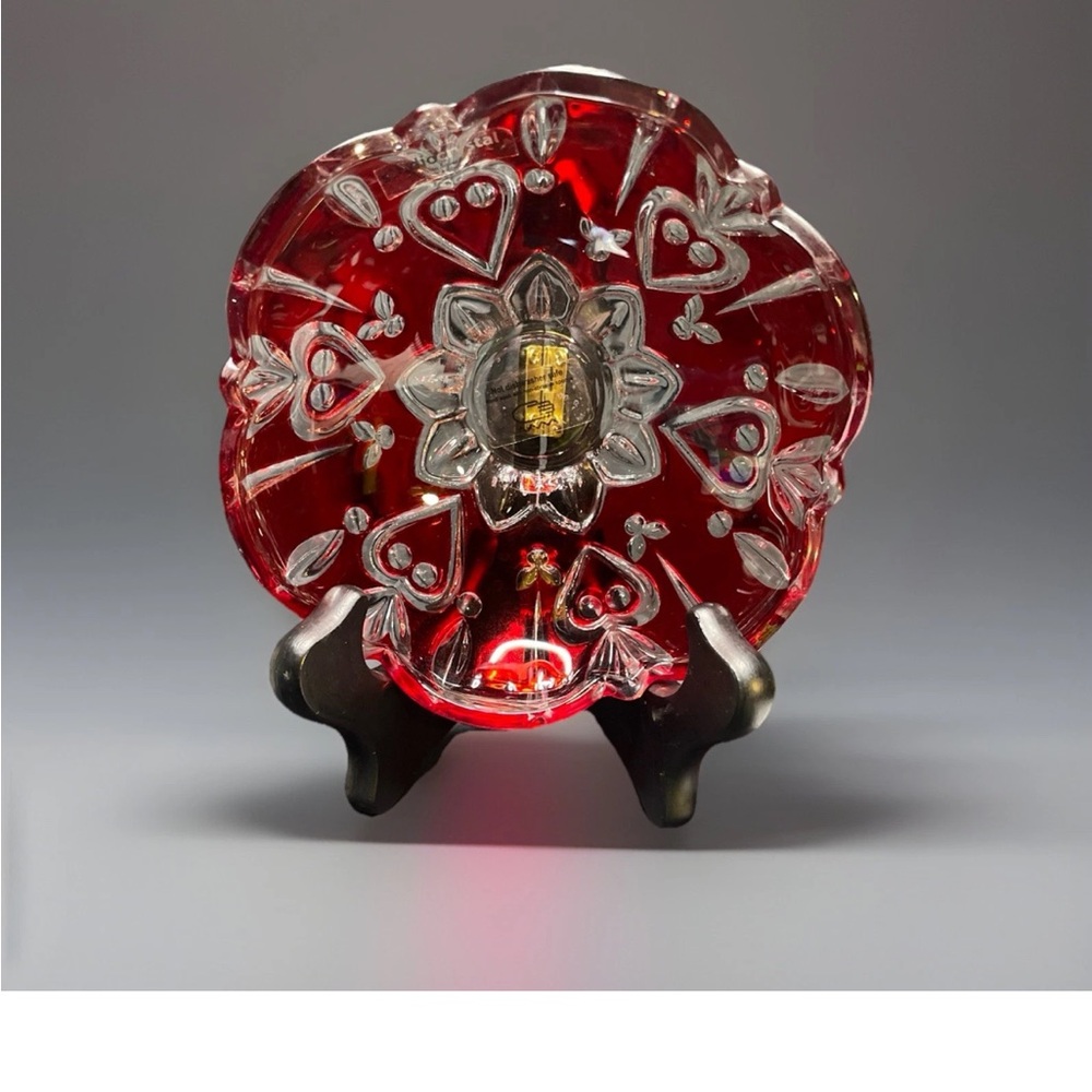 Elegant Queen Elizabeth Crystal Red Accent Bowl Trinkets, Candy Dish